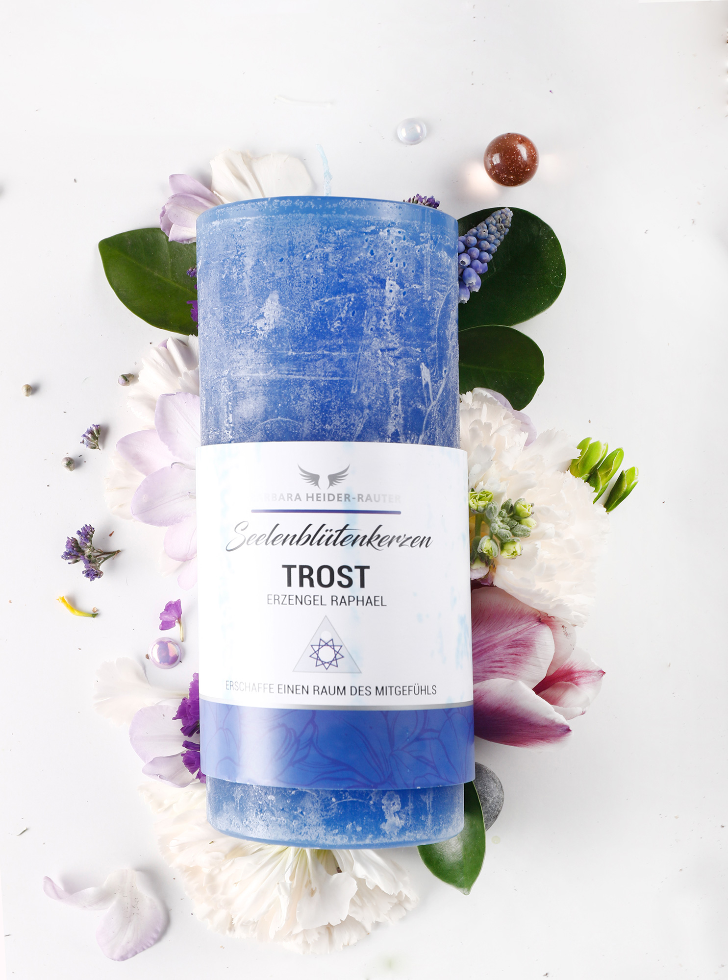 Die Seelenblütenkerze Trost auf Blüten