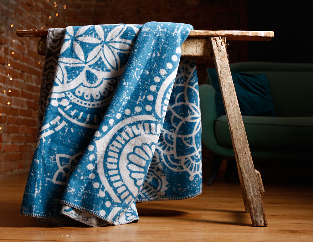 So schön, die Kuscheldecke von Spirit of Om